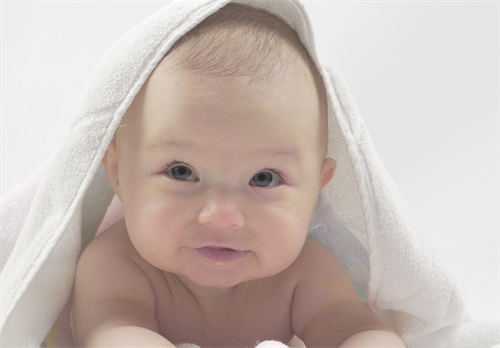 雙方離婚孩子戶口怎么遷到女方名下？離婚怎么確定孩子戶口？