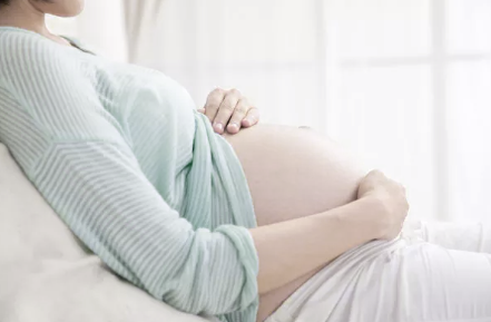 中國出生率持續下降，如何扭轉這一趨勢？專家提出解決方案