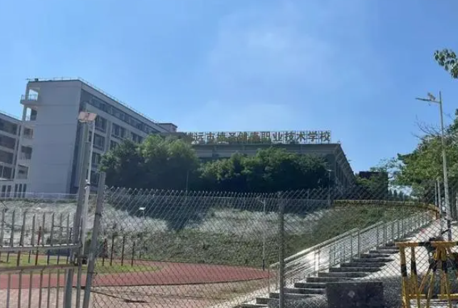 730名新生退學？官方：學校擅自擴招