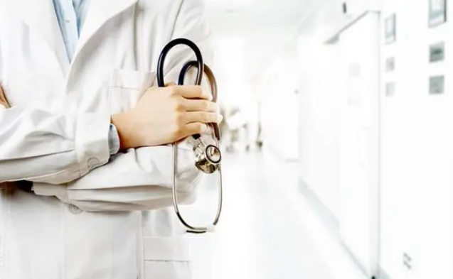 官方通報“醫(yī)院販賣出生證明”：停業(yè)整頓，院長被采取刑事強制措施