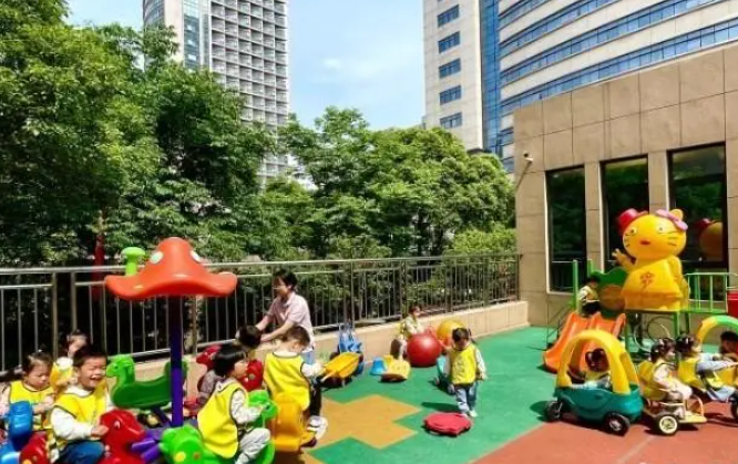 緩解二孩三孩育兒壓力 杭州已發(fā)放生育補(bǔ)助1.27億元