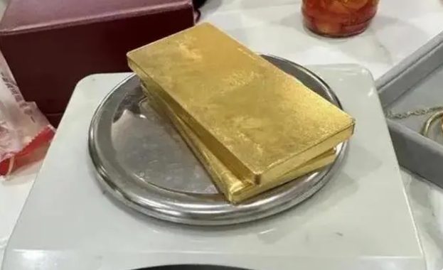 未成年偷賣家中31斤金條變現565萬