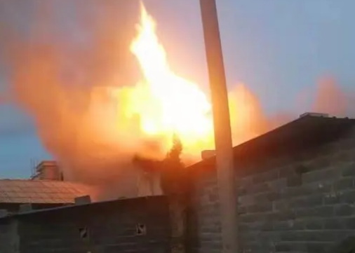 重慶幾個(gè)小孩把別人房子燒了？警方還原真相，網(wǎng)友質(zhì)疑：想紅？