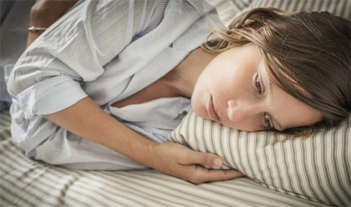 月經遲來半個月怎么檢查?腰疼了幾天還沒來月經怎么回事