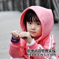 48歲王菲傳出產子的消息是真的嗎?