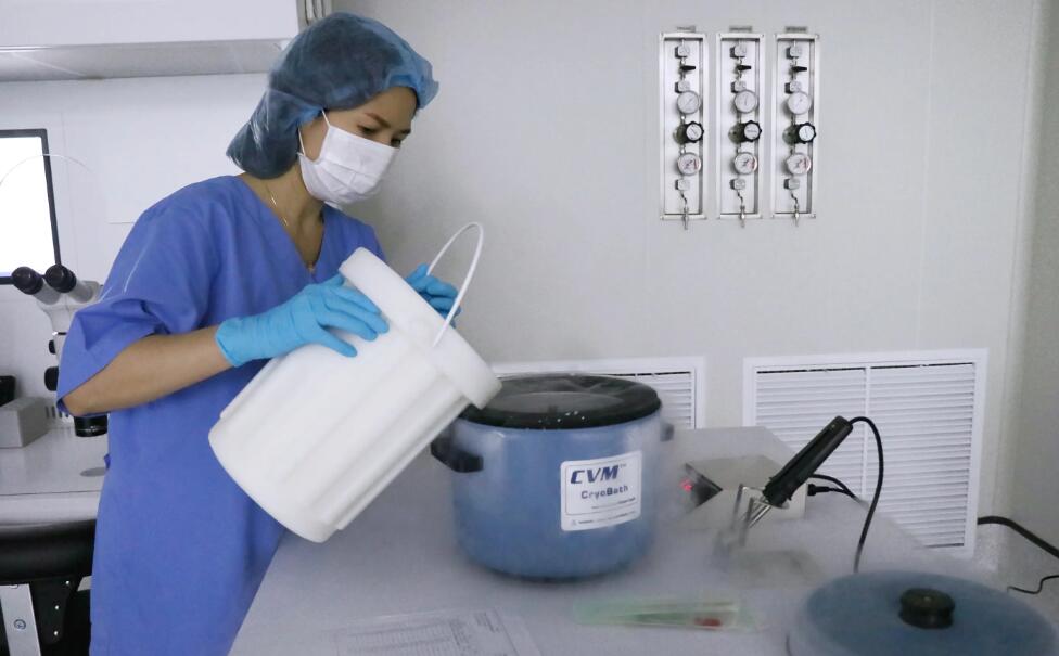 成都做供卵試管 成都省醫院試管口碑好原因 ‘四維彩超胎心139找人看單子說男孩幾率大,別人看肚形都說男孩’