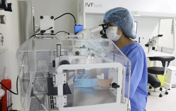 中國第一例試管嬰兒:正規(guī)醫(yī)院做試管嬰兒多少錢