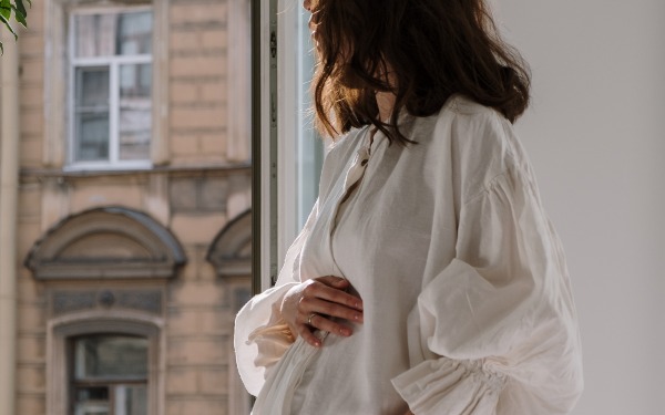 太原借卵試管過程 太原試管嬰兒價格——明細參考 ‘5、按1:1的比例將晨尿和酒精(醫用酒精)兌在一起,起泡泡有沉淀為男孩,無變化’