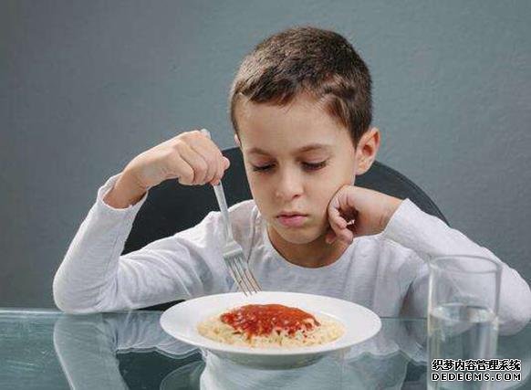 上海紅房子可以做三代試管嬰兒?jiǎn)幔吭嚬艹晒β适嵌嗌伲?8c1級(jí)胚胎成功率高嗎