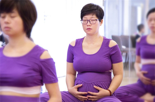 43歲試管晚不晚？影響43歲試管嬰兒成功率的因素