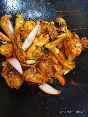 寶寶抓耳朵的因及護理方法探討