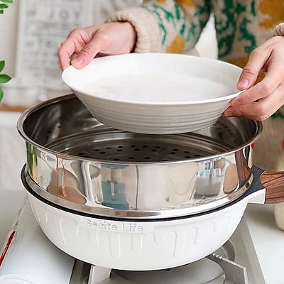 胎教故事：神奇的蘑菇桌